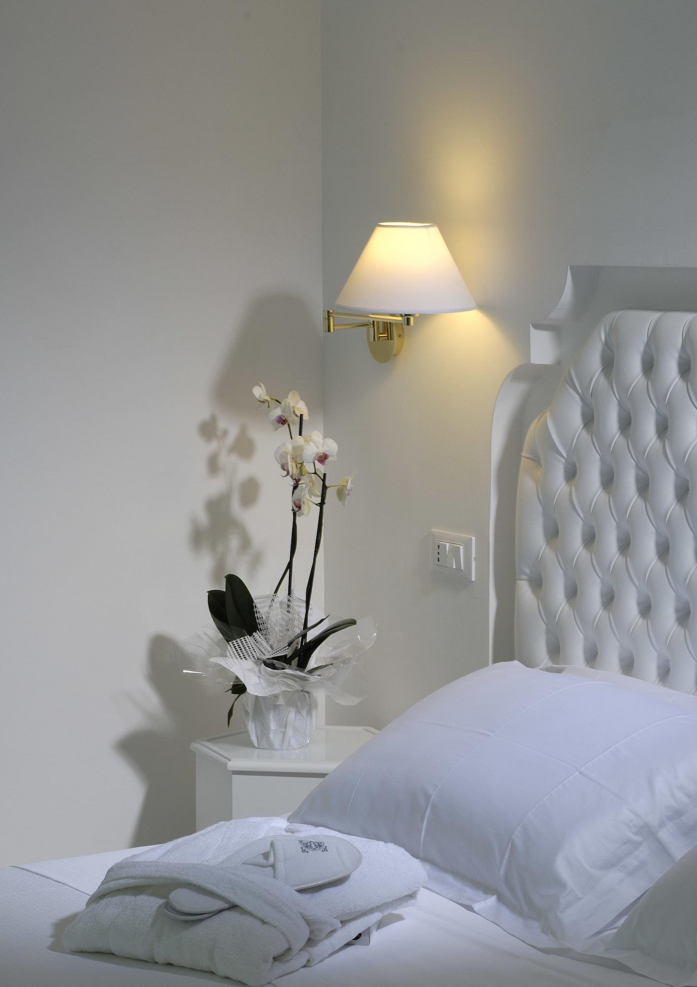 Hotel Al Cavallino Bianco Riccione Esterno foto