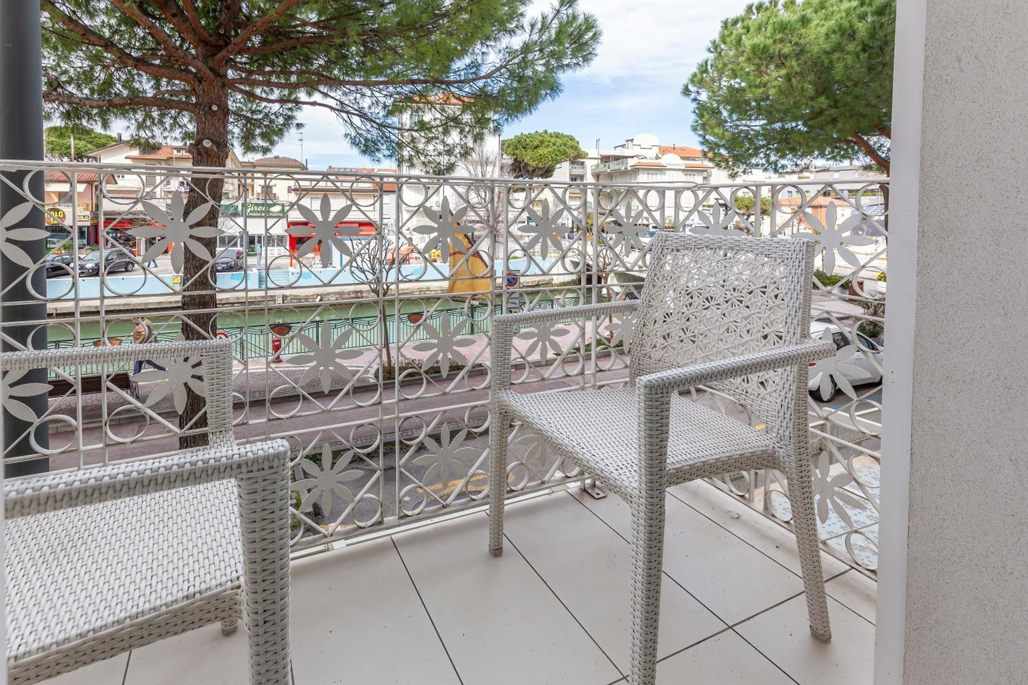 Hotel Al Cavallino Bianco Riccione Esterno foto