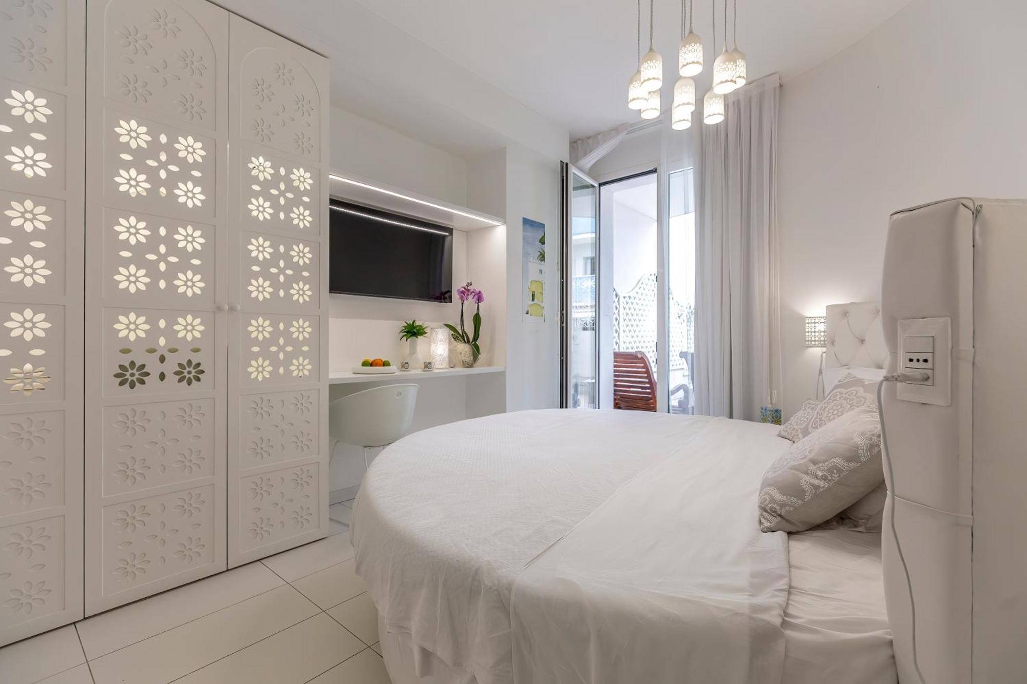 Hotel Al Cavallino Bianco Riccione Esterno foto