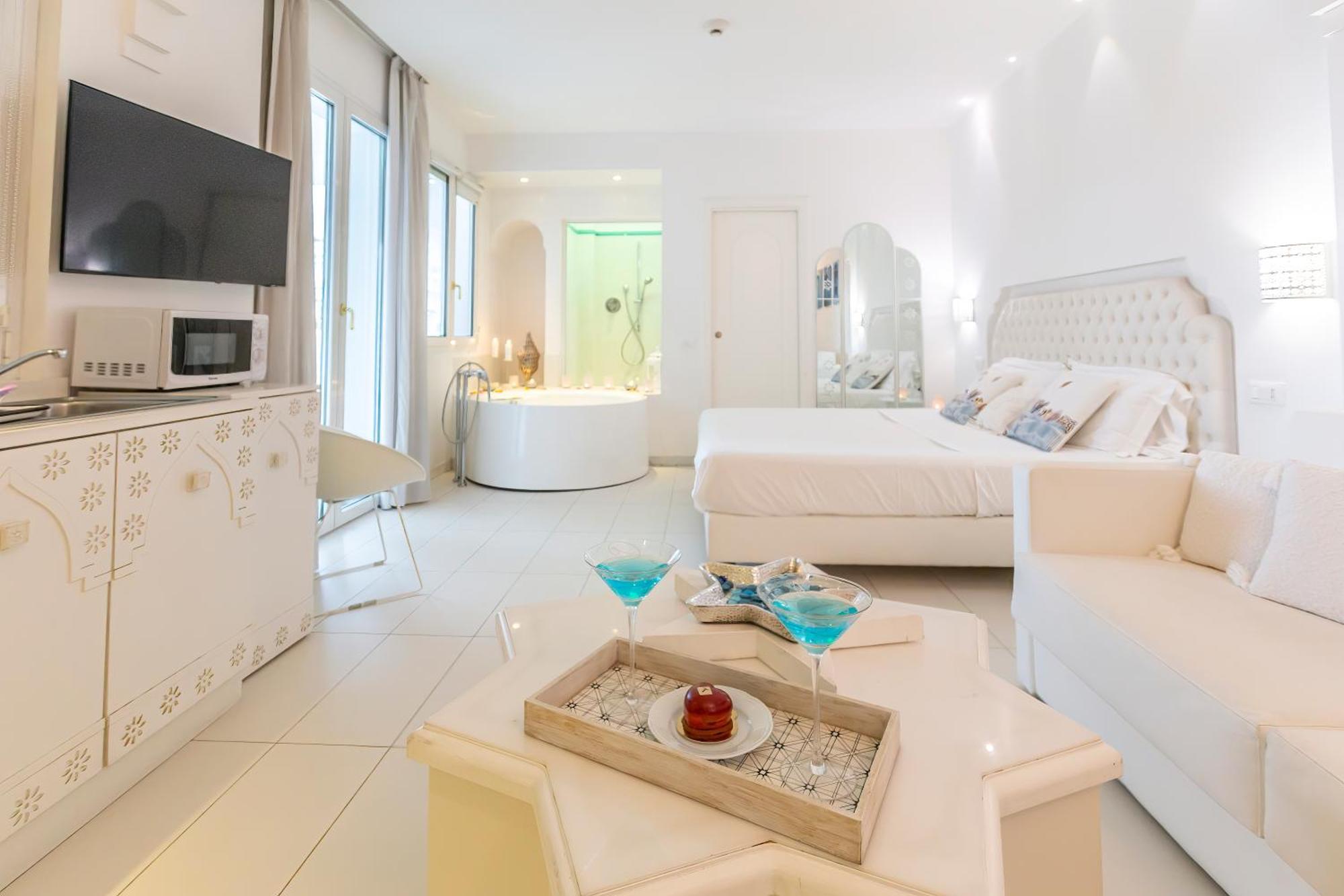 Hotel Al Cavallino Bianco Riccione Esterno foto
